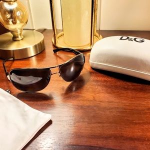 Men’s Dolce Gabbana polarized sunglasses